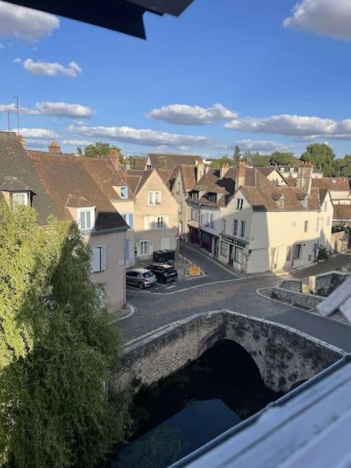 شقة Duplex Bord De L'Eure - Parking Inclus - Jolie Vue Sur La Cathedrale شارتر المظهر الخارجي الصورة